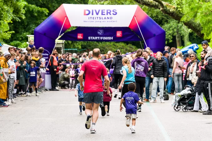 Event communicatie en branding 'Indische Buurt Run Amsterdam' | Stichting Diversiteitsland